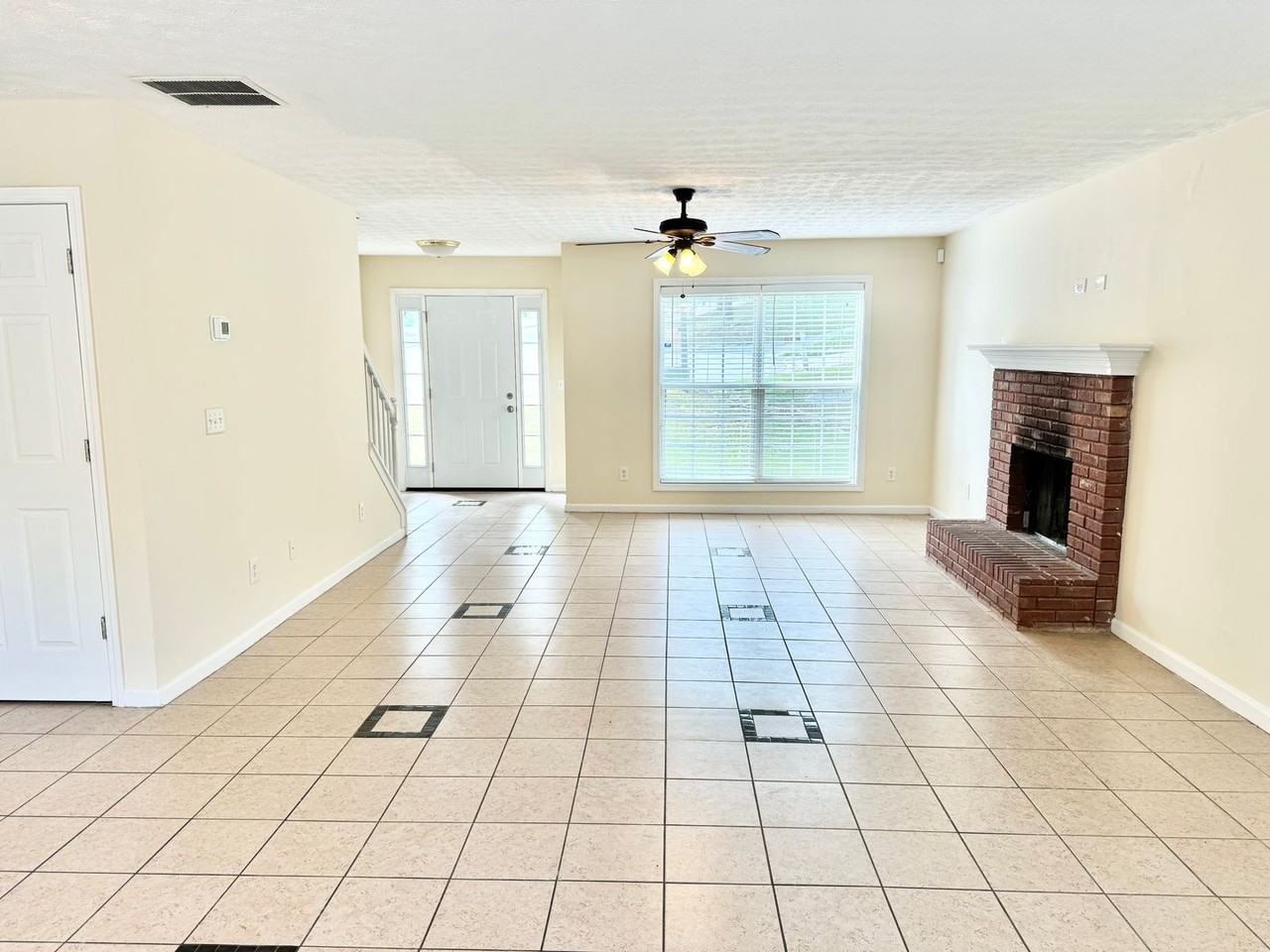 1293 Melrose Forest Ln - Photo 6 of 34