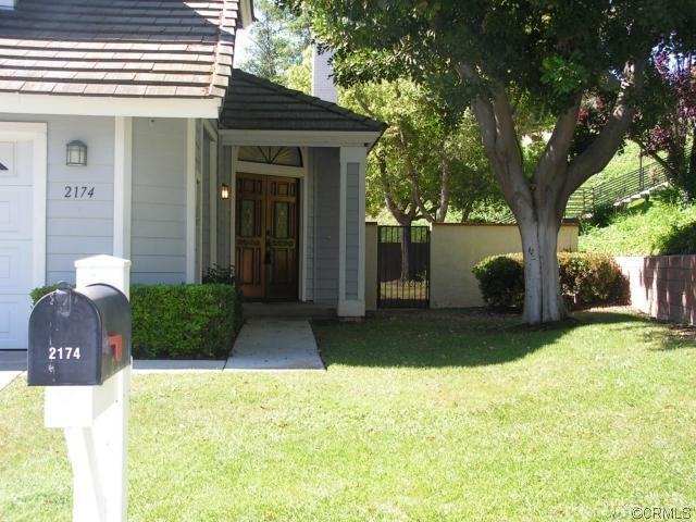 2174 Falcon Crest Dr - Photo 2 of 32