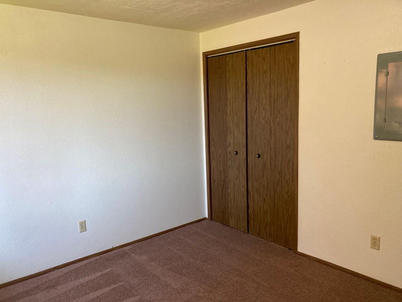 1796 Del Rio Ave Se - Photo 6 of 7