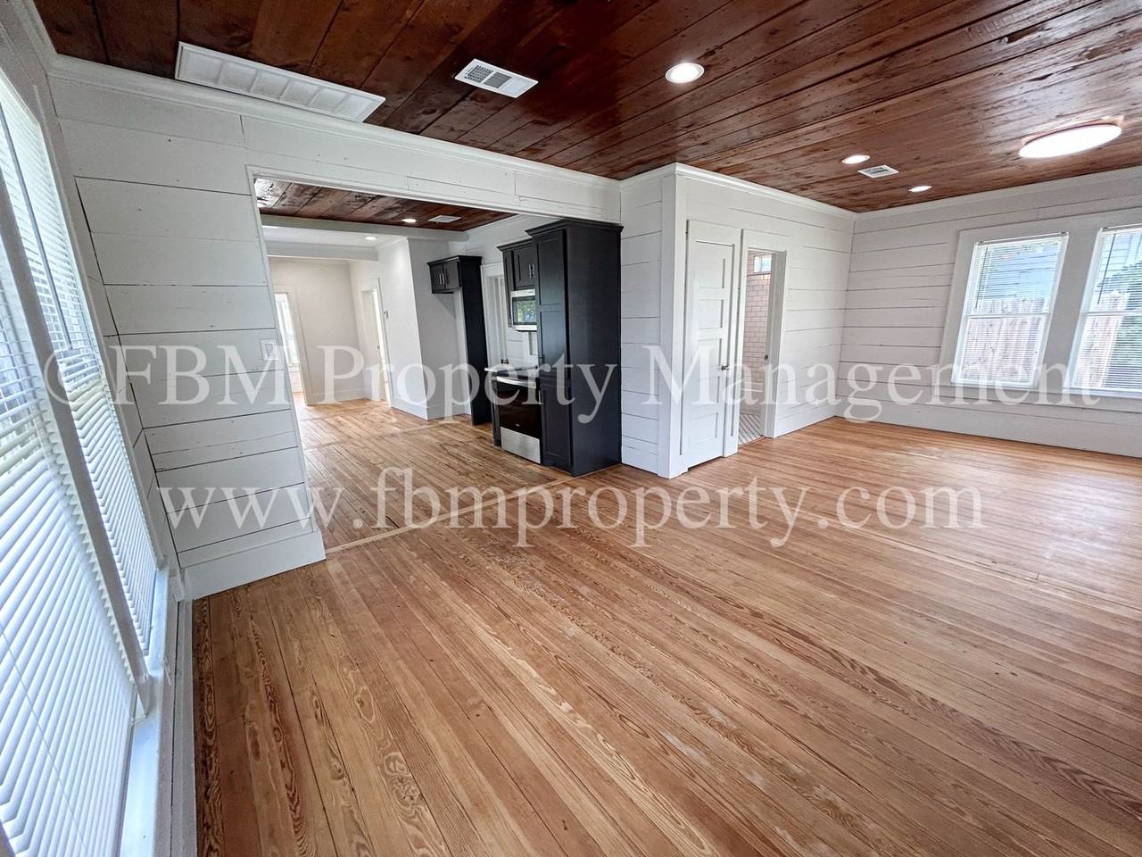 1407 North Preston Street - Photo 3 of 24