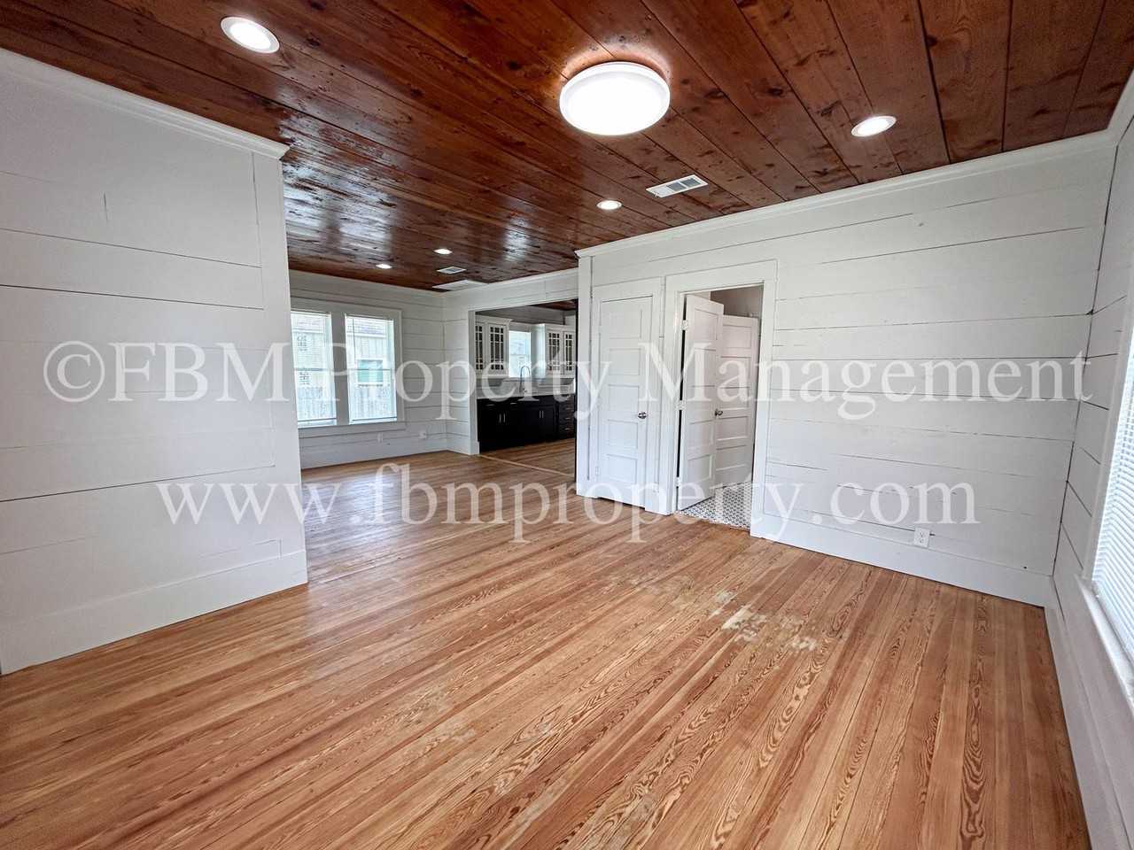 1407 North Preston Street - Photo 5 of 24