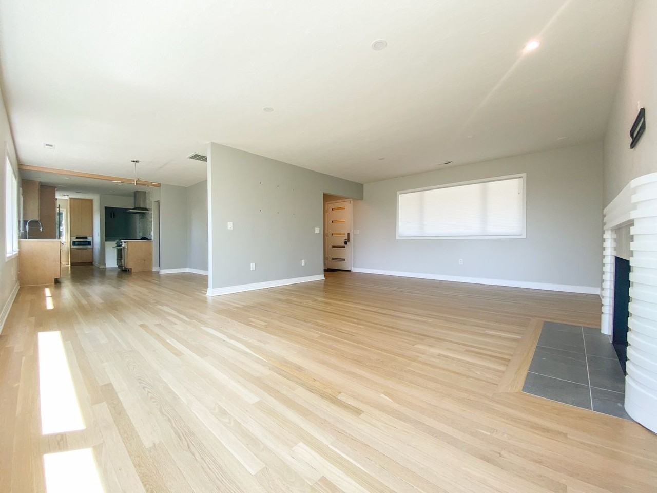 1100 Sw Mitchell St - Photo 7 of 43