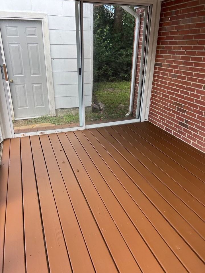 521 Gotham Rd - Photo 3 of 21