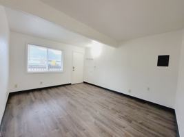 featured image of 711 W Willoughby Ave