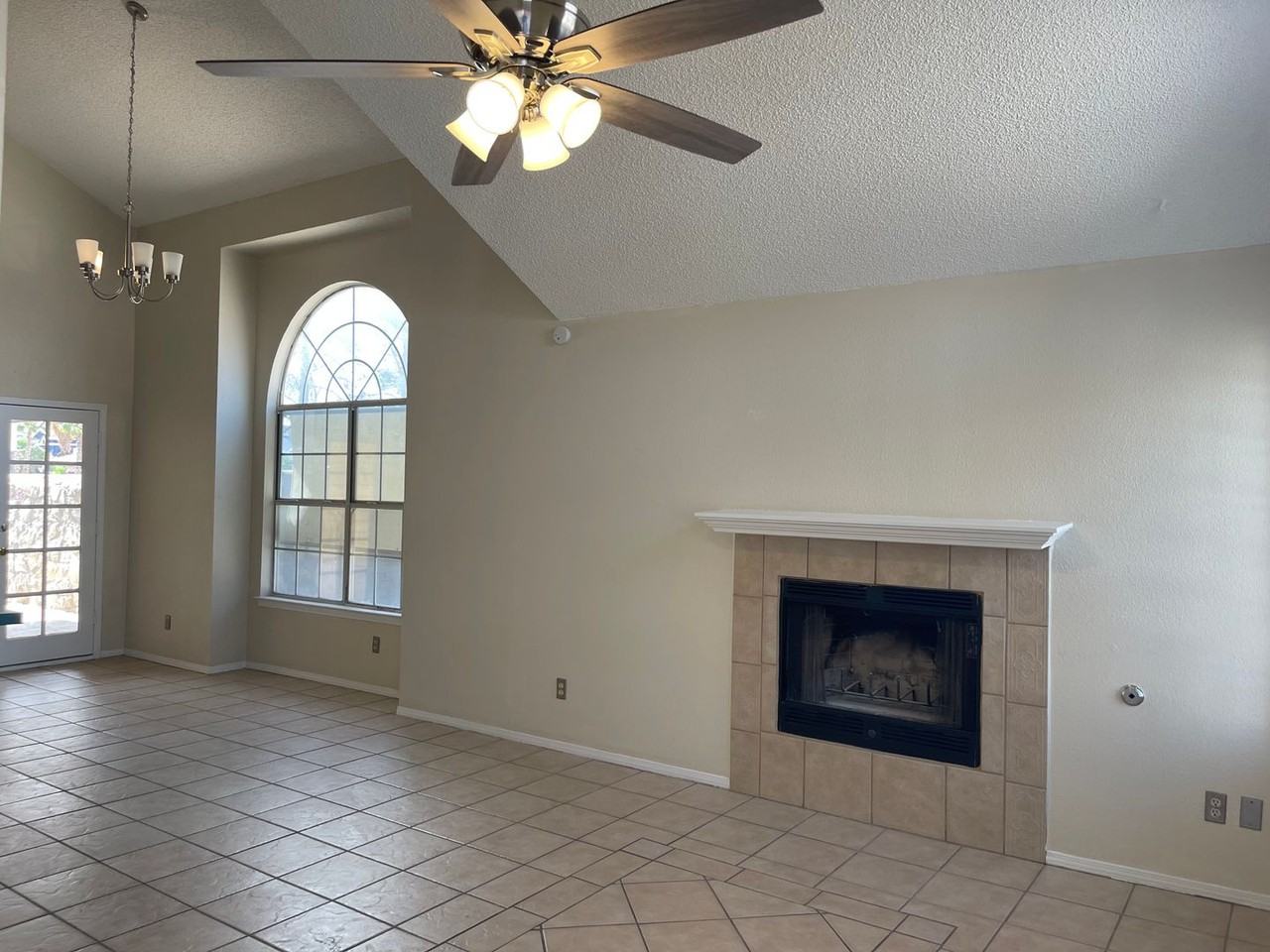 1754 Castle Gate Way - Photo 3 of 27