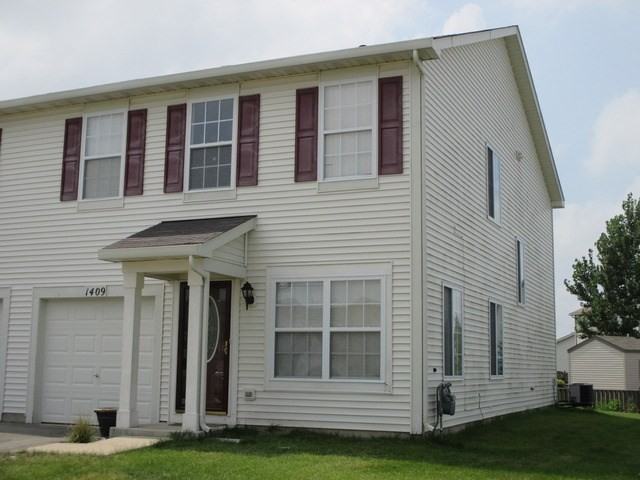 1409 Dahlgren Ln - Photo 2 of 12