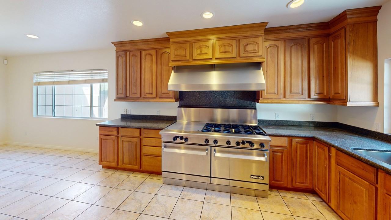 8375 Vicara Dr - Photo 2 of 31