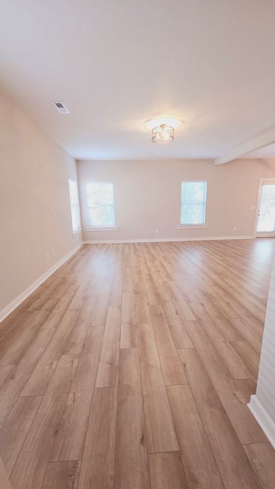 2122 Ellsworth Loop Rd Sw - Photo 4 of 30