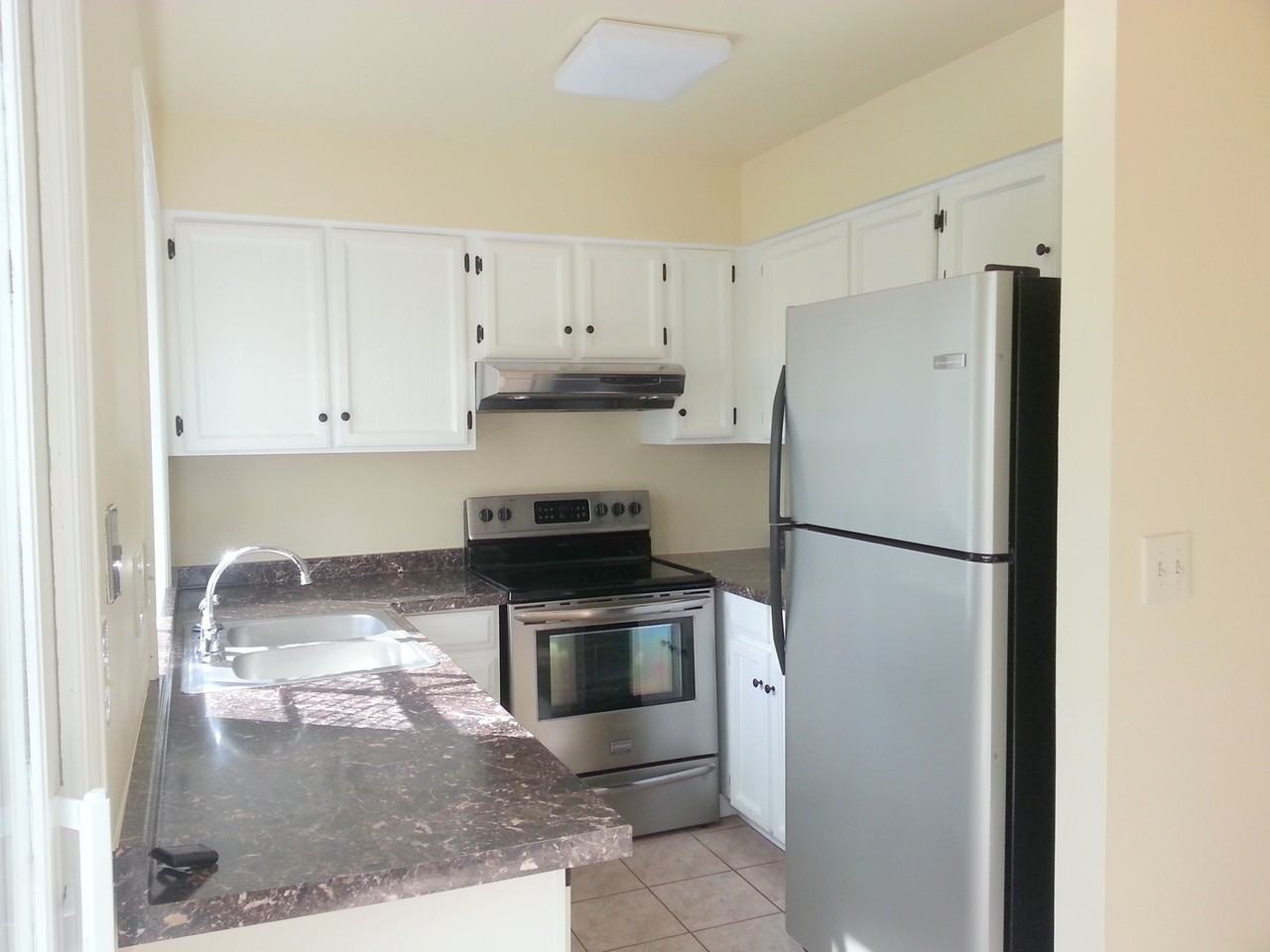 1603 Cottonwood Drive - Photo 2 of 32