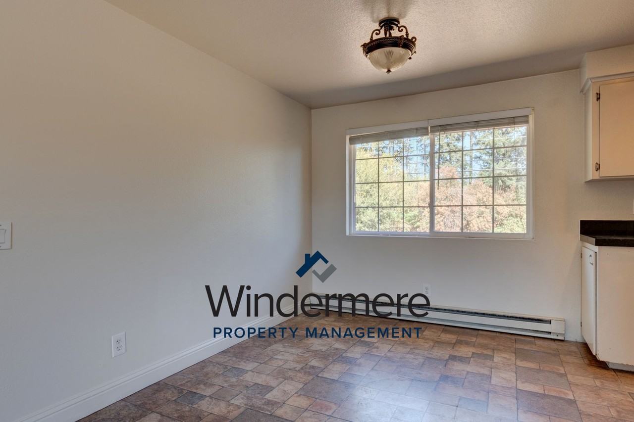 130 Nw Clipper Dr - Photo 4 of 18