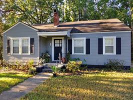 featured image of 2105 E 41st St