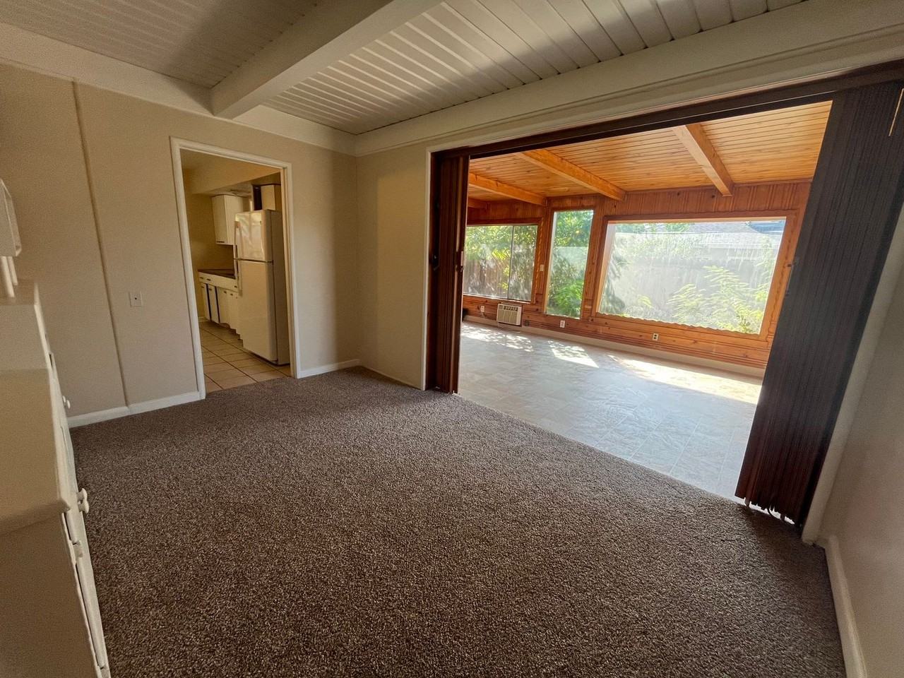 2205 Cortez Ln - Photo 6 of 23