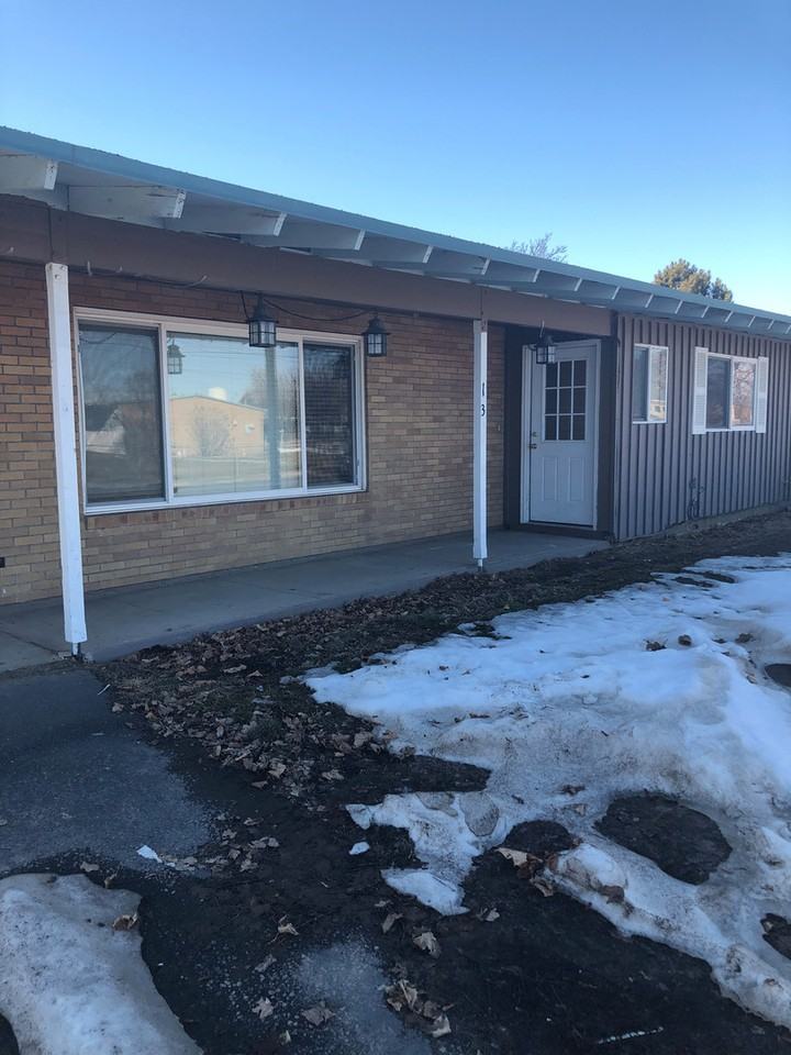 137 Schilling Dr - Photo 2 of 14