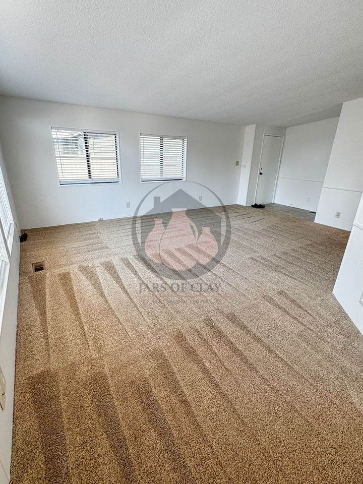 1474 June Way - Photo 3 of 12