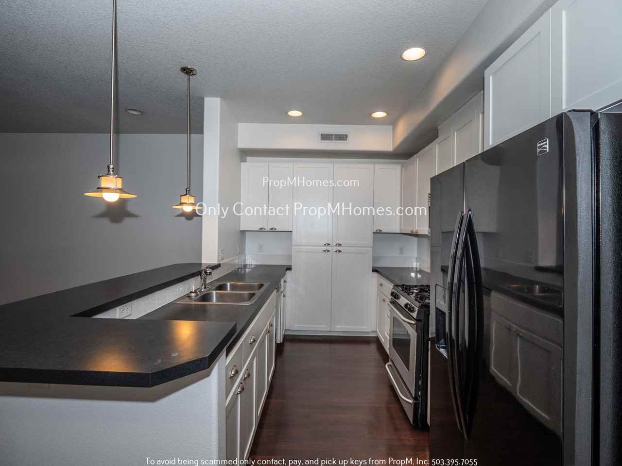 2274 Ne Redelfs Way - Photo 6 of 24