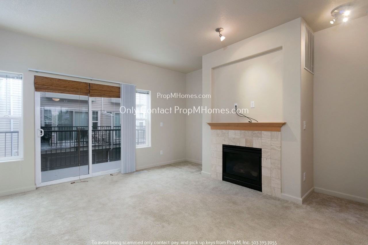 10584 Ne Cedar Falls Loop - Photo 3 of 29