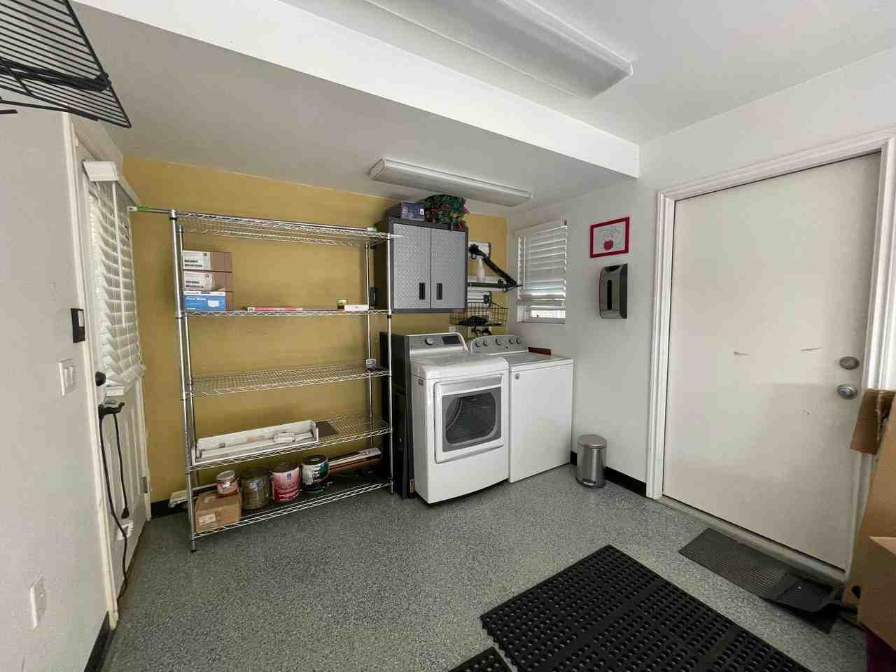 5087 Hawley Blvd - Photo 2 of 36