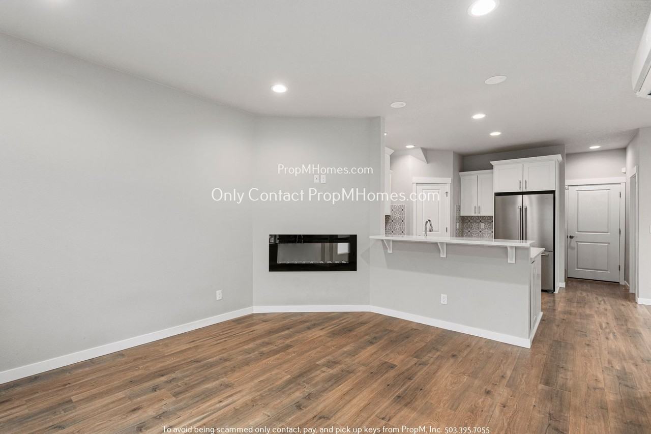 12629 Se Zion St - Photo 3 of 22