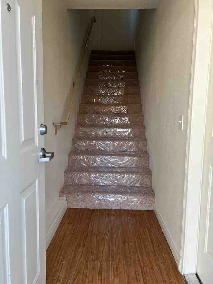 22018 Gault St - Photo 2 of 19