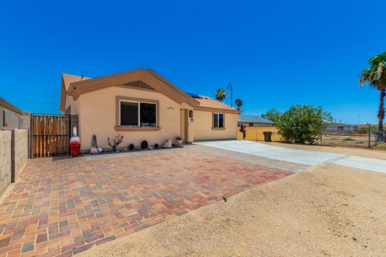 32001 N Bush St - Photo 3 of 32