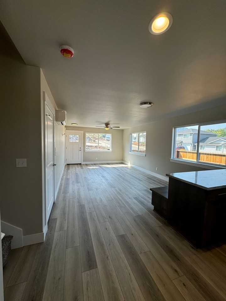 1509 W Thyme Dr - Photo 6 of 17