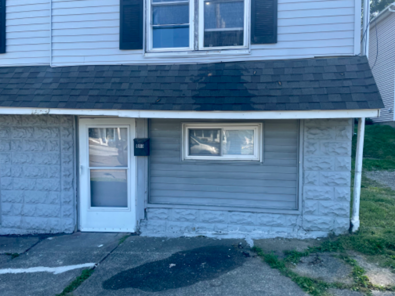 403 Main St - Photo 2 of 35