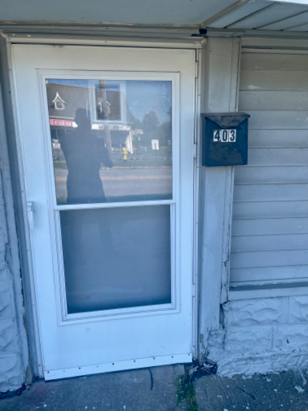 403 Main St - Photo 3 of 35