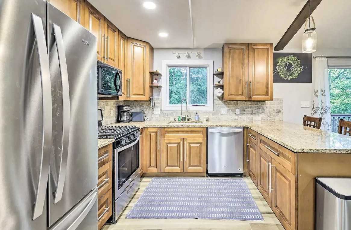 19 Conservancy Ct #NA - Photo 2 of 18