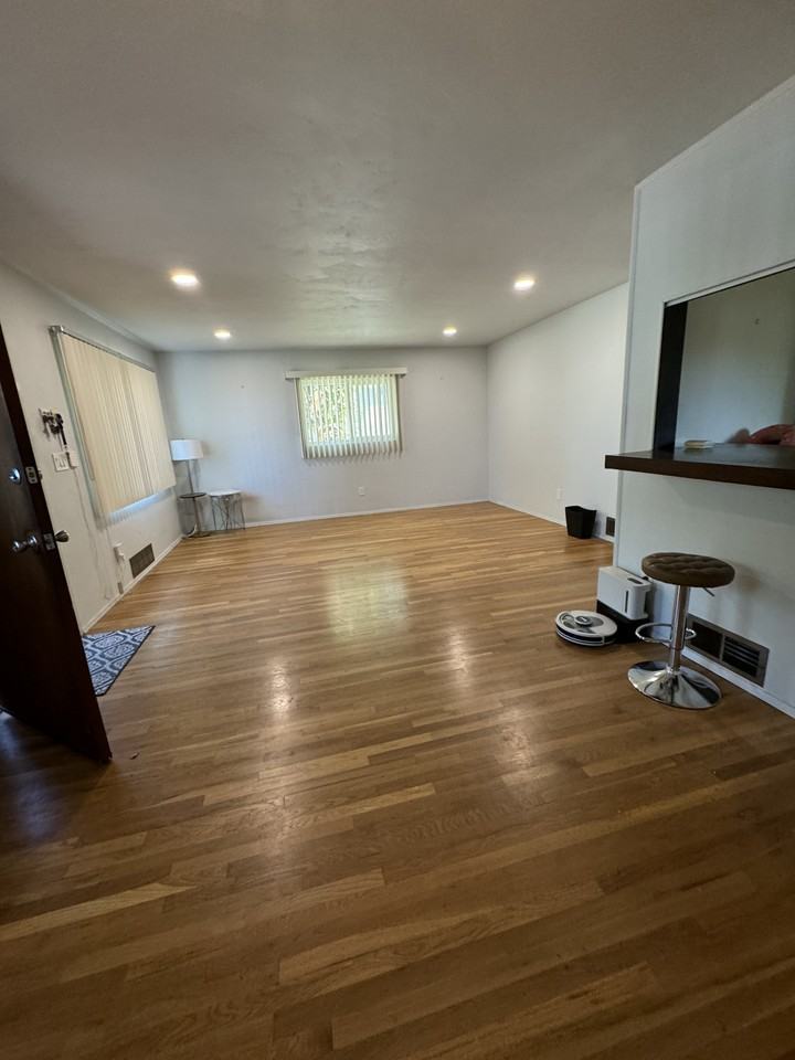 78 D St #NA - Photo 3 of 37