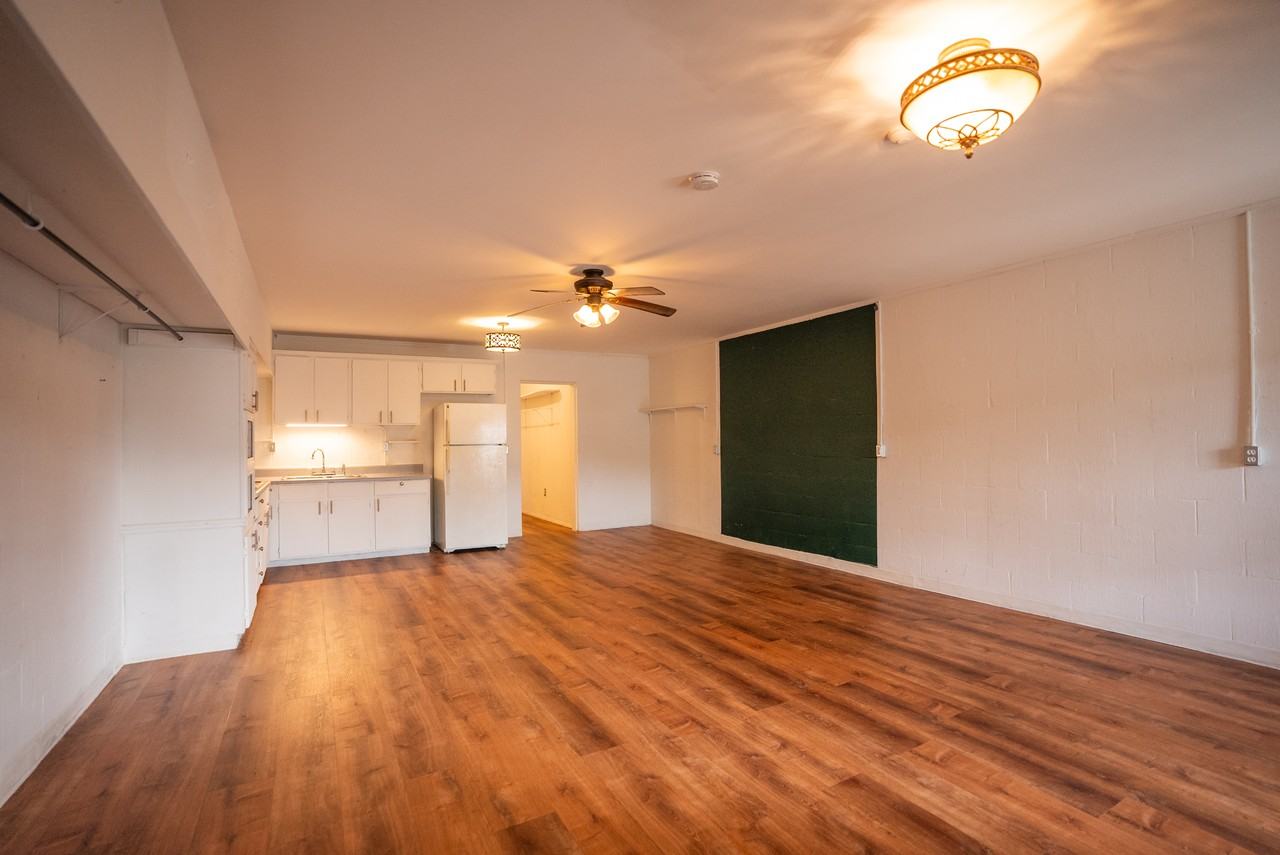 116 N 2nd St #C - Photo 4 of 24