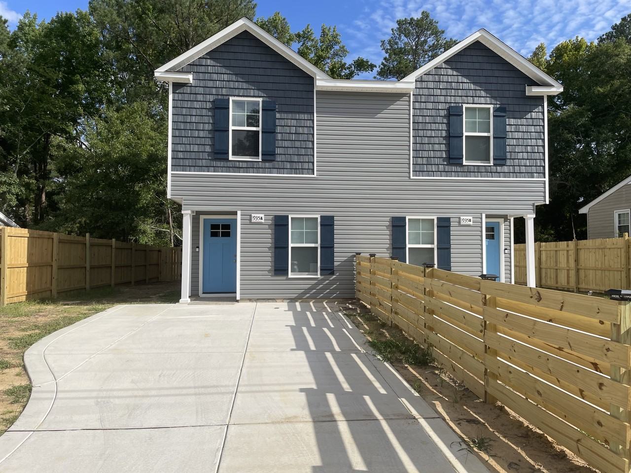 935A Fleetwood Dr #NA - Photo 2 of 21