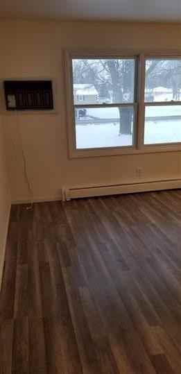 1224 South Erie Street - Photo 3 of 24