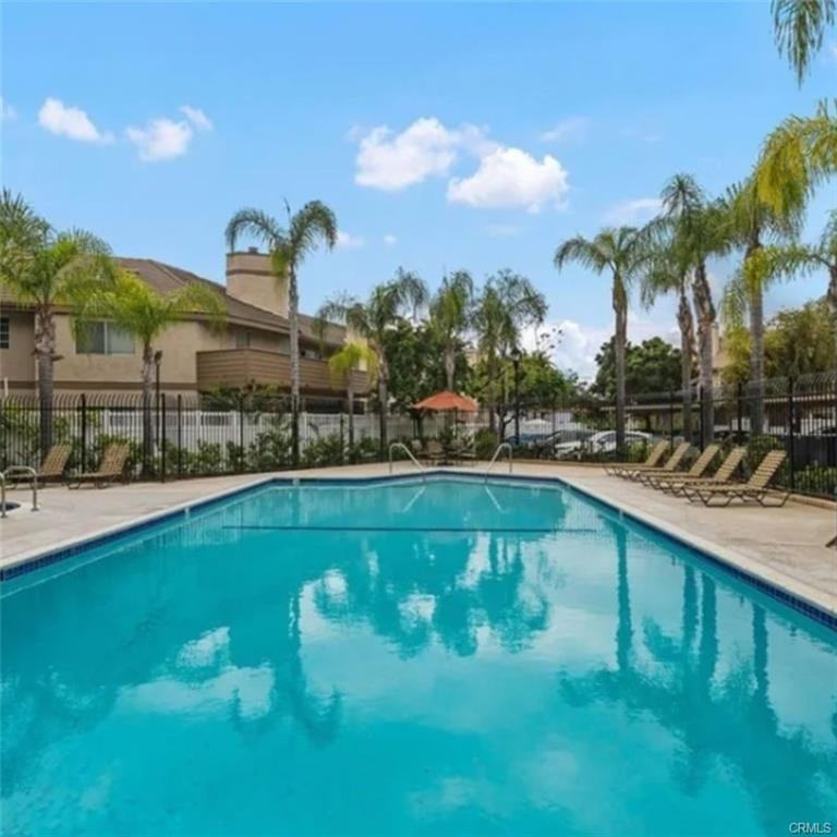 24431 Chancellor Ct #268 - Photo 2 of 8