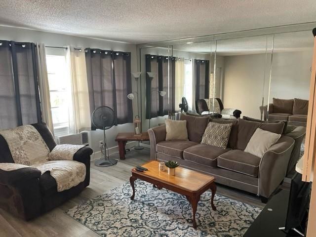 91 Lyndhurst D #91 - Photo 2 of 8