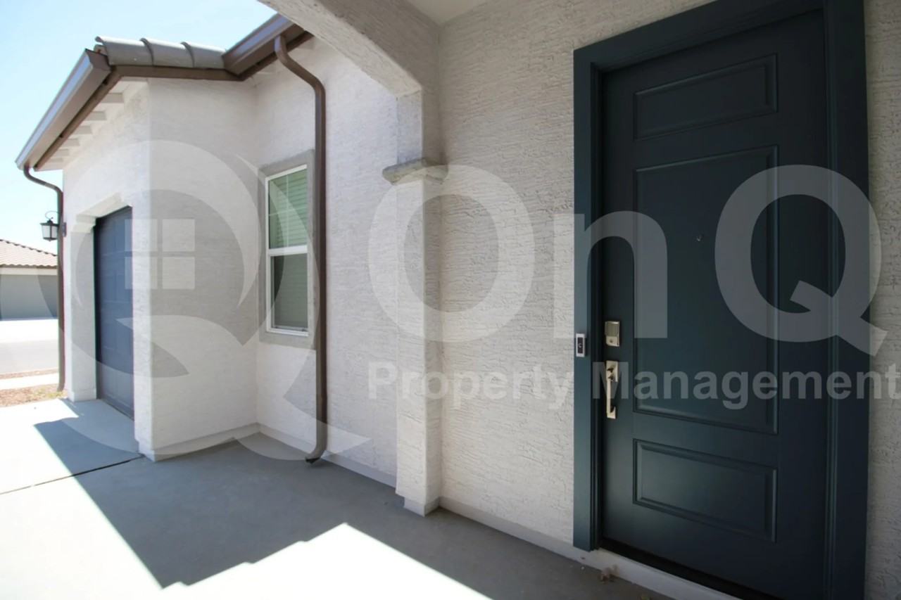 17536 W Superior Ave Unit 2 - Photo 2 of 16