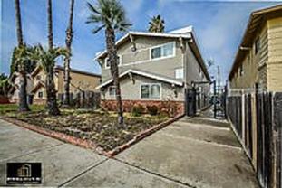 429 E Locust St #4 - Photo 1 of 1