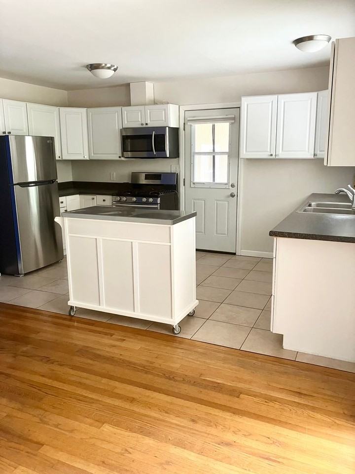 6124 Mary Lane Dr - Photo 5 of 10