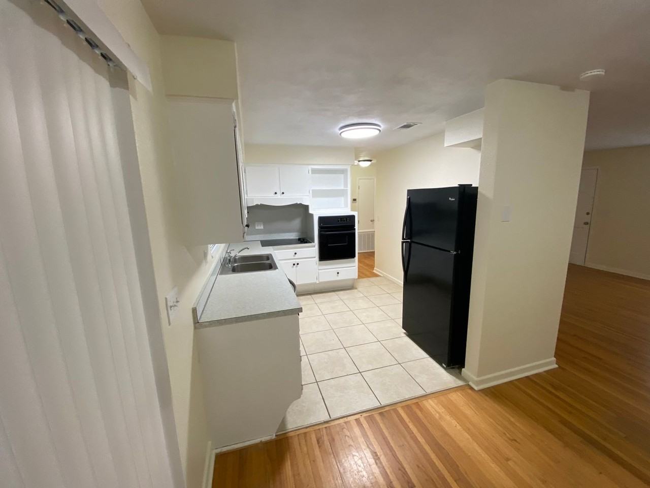 2210 2210 SE 2ND ST ORANGE CITY - Photo 2 of 17