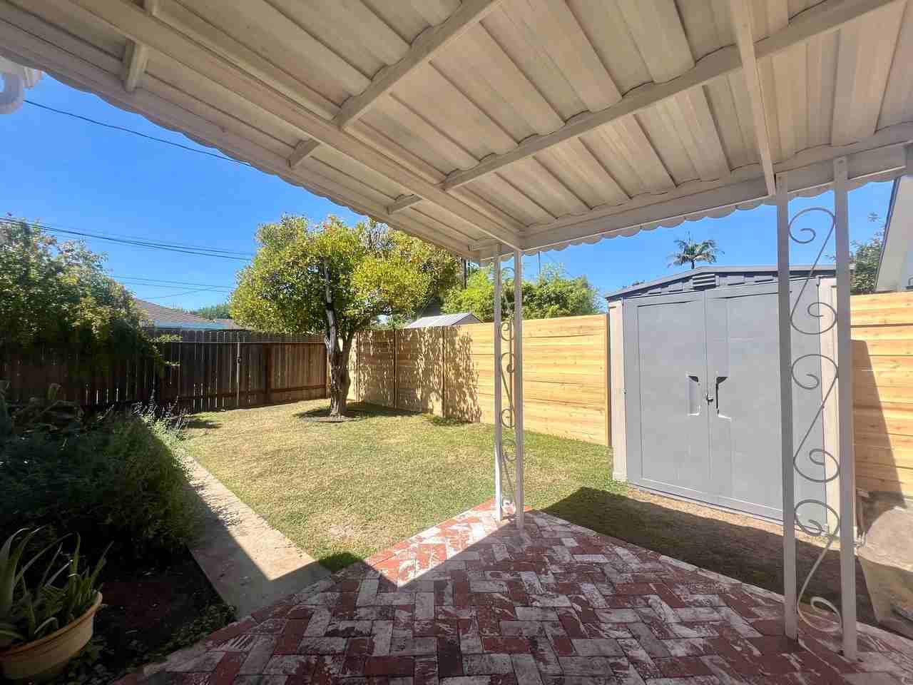 5118 Ella Lane - Photo 3 of 8