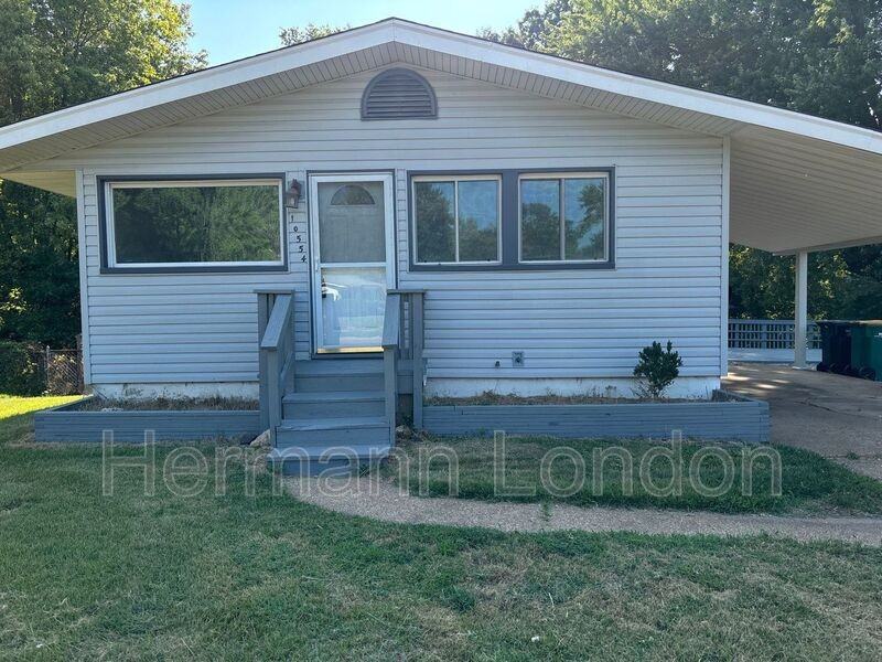 10554 Gourock Dr, Glasgow Village, MO 63137 3 Bedroom Apartment for