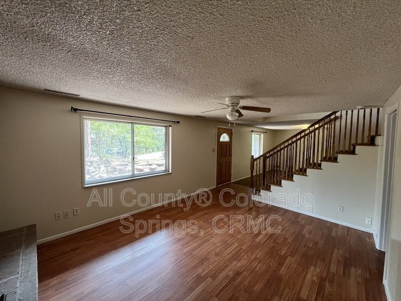 15080 Deby Dr - Photo 4 of 31