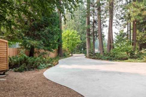 230 S Washington Dr - Photo 6 of 8