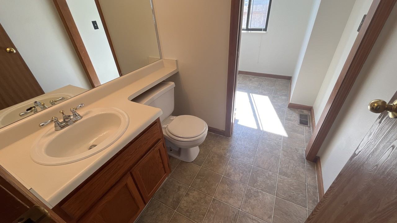 750 Rundle Ct - Photo 5 of 11