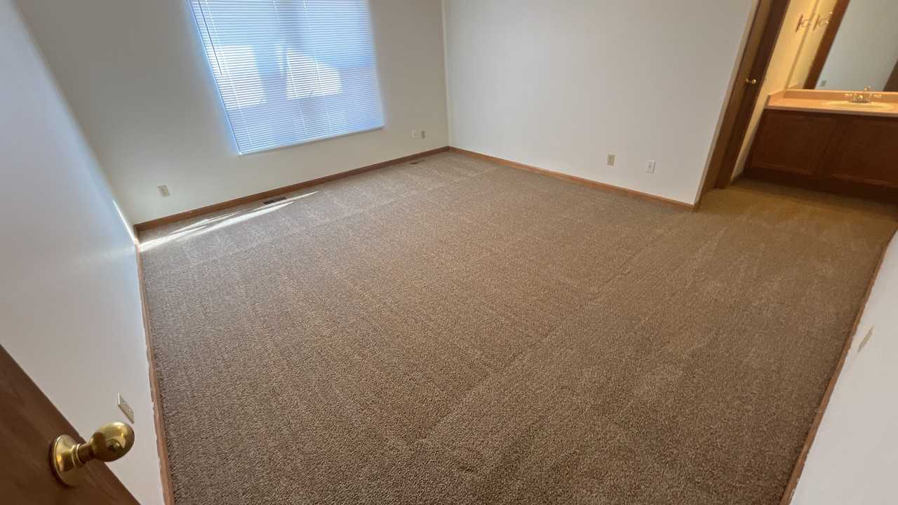 750 Rundle Ct - Photo 6 of 11