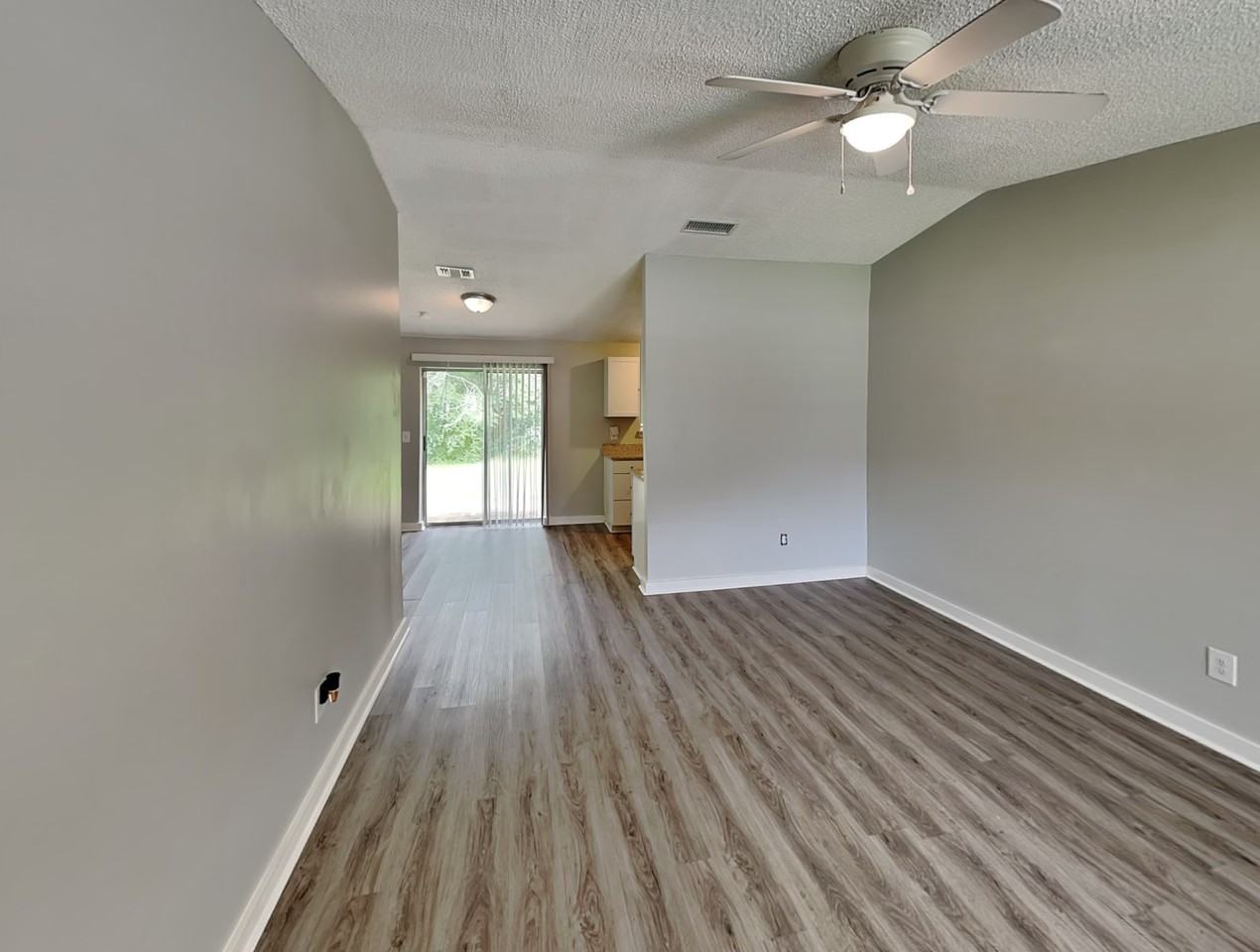 7147 Melvin Rd - Photo 2 of 15