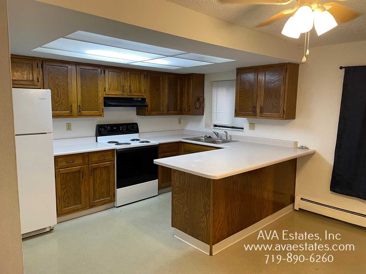 1328-30 Anita Street - Photo 3 of 4