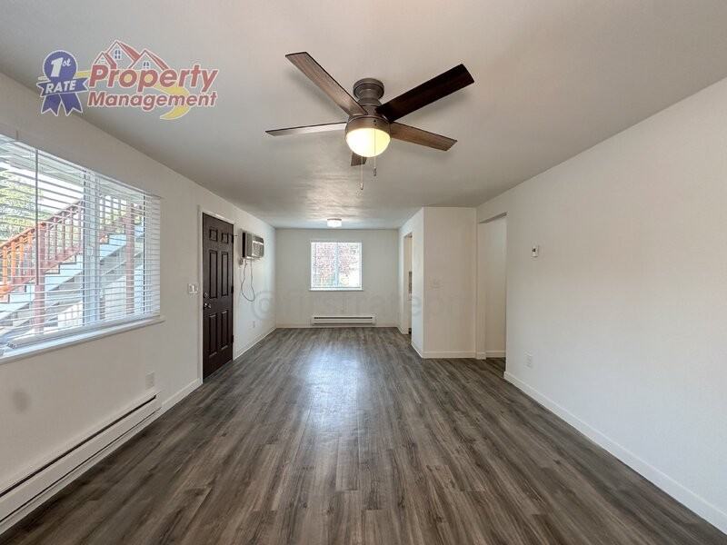 1125 W Howe St #1 - Photo 7 of 21