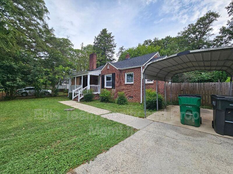 1107 Jensen St - Photo 3 of 19