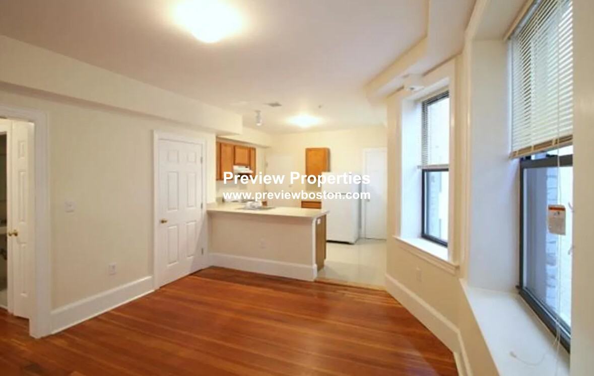 Massachusetts Ave #33P - Photo 2 of 18