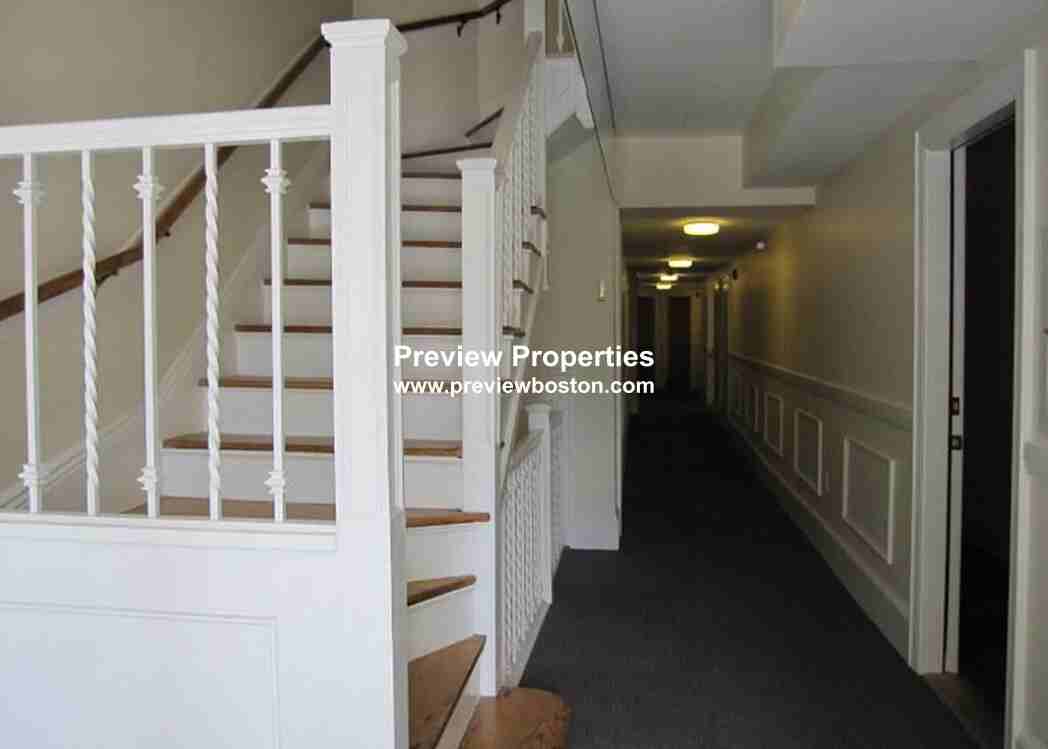 Massachusetts Ave #43P - Photo 2 of 6